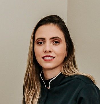 Dra. Laís Gomes, médica veterinária dermatologista